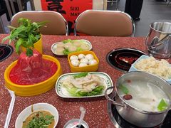 -四囍码头海鲜烧烤自助火锅(外滩南京东路悦荟广场店)