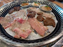 -汉丽轩韩式自助烤肉(大学城龙湖U城天街A馆店)