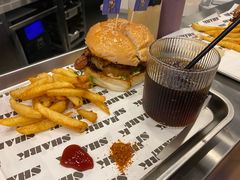 -shark burger·鲨鱼汉堡(交子大道店)