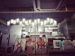-共舞时光猫咖·狗咖(新街口店)