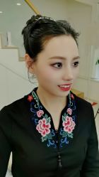 -双双化妆造型工作室