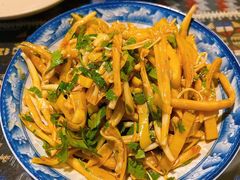 -蜗牛小馆醉乡民谣云南菜(惠新西里店)