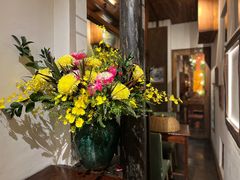 -Cuc Gach Quan Restaurant
