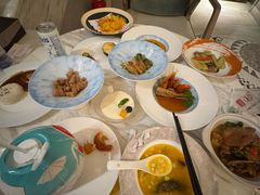 -浅深(世茂滨江精品店)