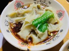 红油抄手-八一好吃街·高品美食广场