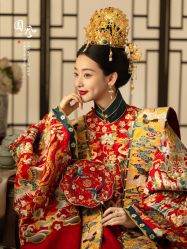 -雪中彩影婚纱摄影·微光艺术中心