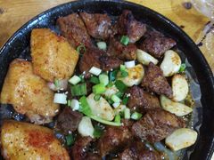 -老东镇啤酒屋海鲜加工·蒸汽海鲜·海鲜烧烤(台东店)