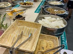 自助取餐区-福慧缘清心素食(峨眉山前店)