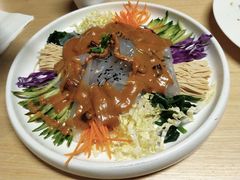 东北七彩大拉皮-关东小磨东北菜(上海长风大悦城店)