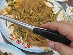 -屯老二农家铁锅炖·行业领军者(梅江店)
