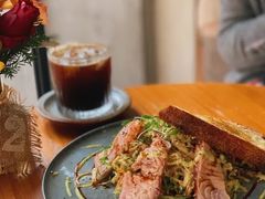 烤三文鱼沙拉-O'mills Sourdough Bakery&Bistro(永嘉路店)