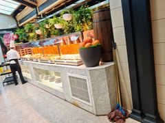 -川骄海鲜自助(王府井奥莱UP TOWN店原世界之花店)