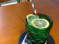 -大碗岛咖啡·苍山绝美窗景(大理古城步行街七年品牌店)