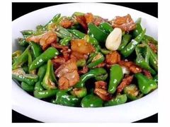 -万小金辣椒炒肉(抚河南路店)