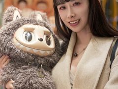 -泡泡玛特POPMART(侨福芳草地店)