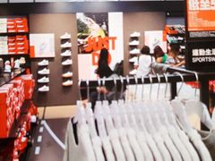-东荟城名店仓