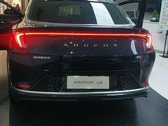 -ARCFOX极狐(世纪金源店)