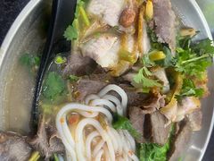 -丫丫桂林米粉(学府店)