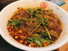 -万记麻辣烫国展总店