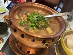 老汤卤煮火烧-京味斋·北京烤鸭(北京南站洋桥店)