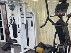 -简·无界健身工作室·运动康复·体态(石厦店)
