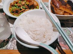 -老乡鸡(上海白玉兰广场店)