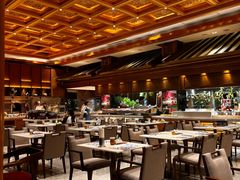 -舜耕山庄四时万和自助餐厅