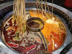 -佰人王串串香火锅(洋珠巷店)