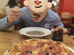 -城市大道红炉披萨烘焙坊