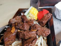 铁锄牛排-穹六人间 people 6(岳阳路店)