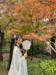 -一揽芳华汉服旗袍体验馆(拙政园店)
