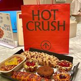 龙湖天街惊现蛋挞界天花板！开心果酱爆浆绝了💚