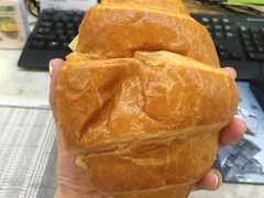 -星巴克(静安嘉里中心B2店)