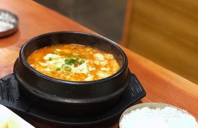 Stir-Fried Kimchi Tofu