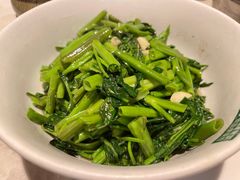 -绿草地·湘菜(酃湖师院店)