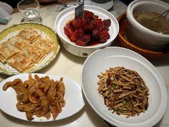 -梁家大院•农家菜(昆山会展中心店)