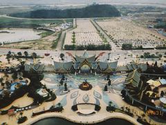 -七彩云南欢乐世界