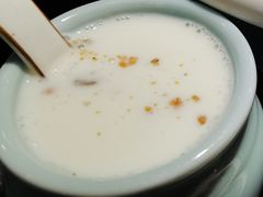果仁老酸奶-壹号院音乐餐厅•烤全羊•新疆菜(浐灞店)