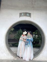 -一揽芳华汉服旗袍体验馆(拙政园店)