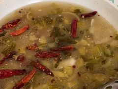 -姚姚酸菜鱼·金戈戈香港豉油鸡(喜荟城联名店)