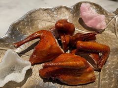 蝴蝶里招牌乳鸽-蝴蝶里·粤菜·点心(龙湖天街&滨江店)