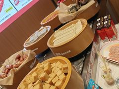 -龍歌自助小火锅(市南金茂湾店)