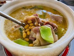 蹄髈大骨黄豆汤-小实惠嘉(威海路店)