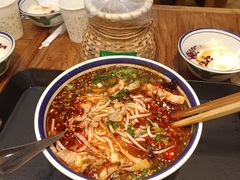 -云阿蛮云南生烫牛肉米线(奉贤路店)