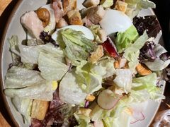 -POKEE VIA&Brunch·维娅(重庆来福士店)