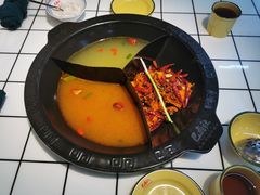 奔驰锅-巴卤社老火锅(四平店)