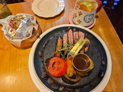-秘密旅行Bonjour(黑金冠 江南西店)