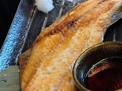 -铭牛烧肉·和牛海鲜自助(高新月牙湖店)
