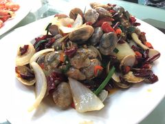 -小辣妹川味海鲜加工店(第一市场椰风巷店)