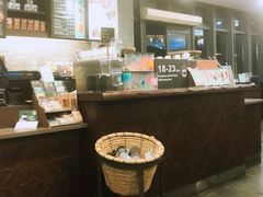 -星巴克(南宁民歌湖店)